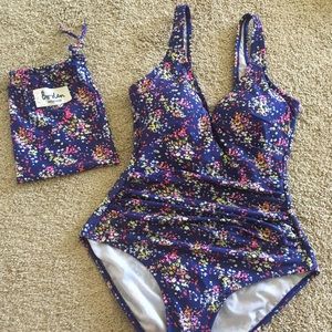 Boden size 6 bathing suit